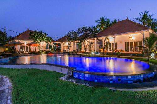 www.sanghyangbayvillas.com