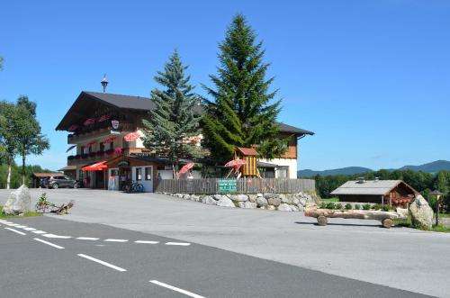 www.gasthof-alte-tanne.at