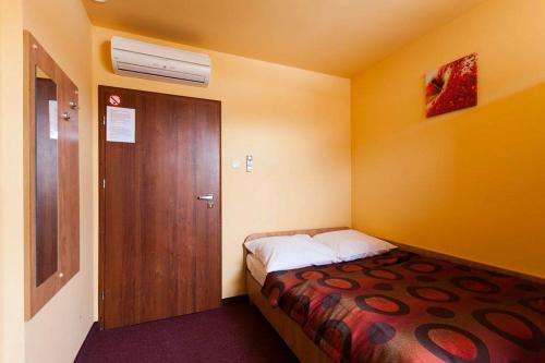www.hotelpaolakutno.pl