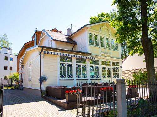 www.apartelux.lv
