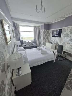 www.queensplazahotel.co.uk