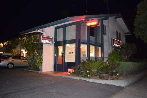 www.rosegardeninnsantabarbara.com