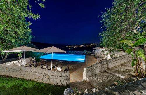 www.relaisvilladelmonte.it
