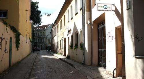 www.mikalohouse.com
