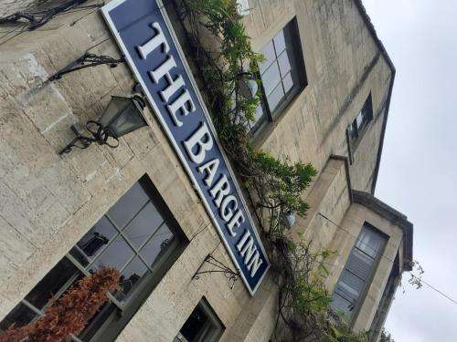 www.thebargeinn.org