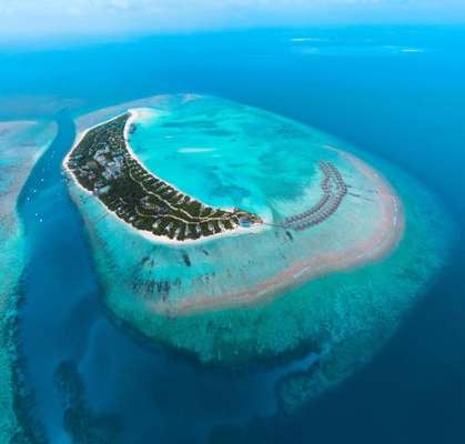www.hideawaybeachmaldives.com