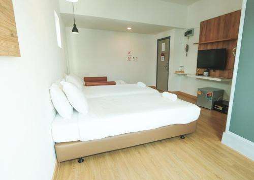 www.alexahostel.com