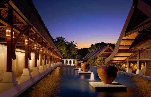 www.tanjongjararesort.com