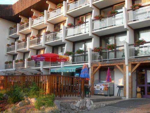 www.hotellegalaxie.com