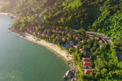 www.sontraresort.com.vn