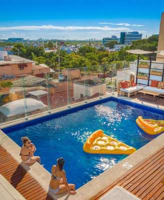 www.nomadsexperience.com