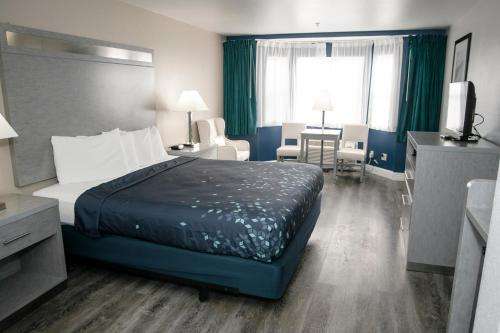 www.anchorbeachinn.com