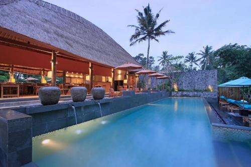 www.thepuristvillas.com