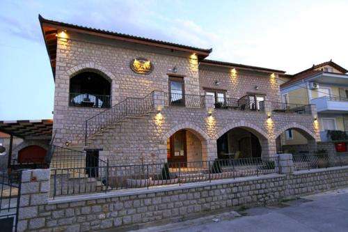 www.myral.gr