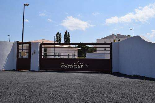 www.residence-esterazur.com