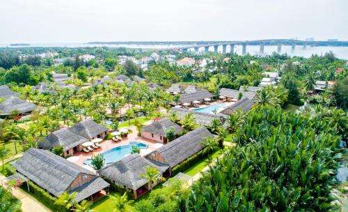www.boutiquecamthanhresort.com