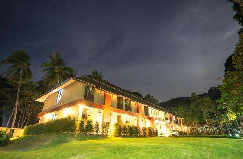 www.tonsaibaykrabi.com