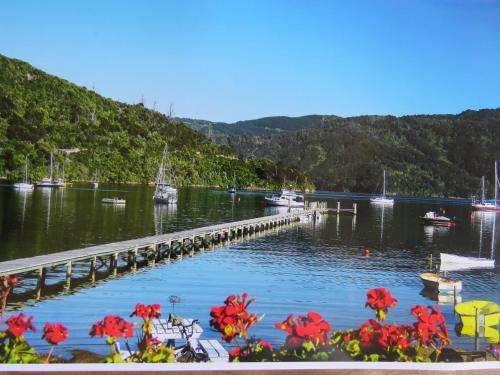 www.waterfrontbnb.co.nz