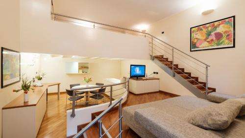 www.residencesacchi.it