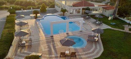 www.lofos-apartments.com