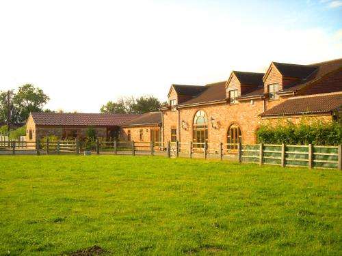 www.thestablesatthevale.co.uk