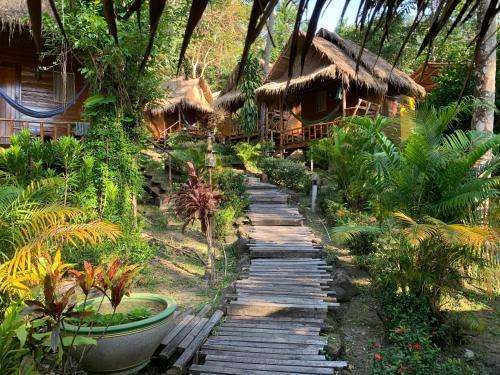www.littleedenkohchang.com