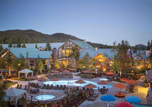 www.tenayalodge.com