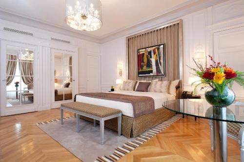 www.majestic-hotel.com