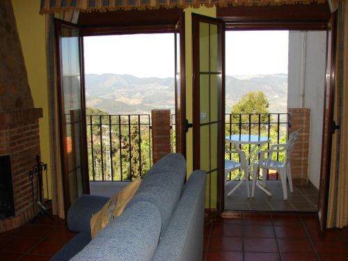 www.apartamentossierradesegura.es
