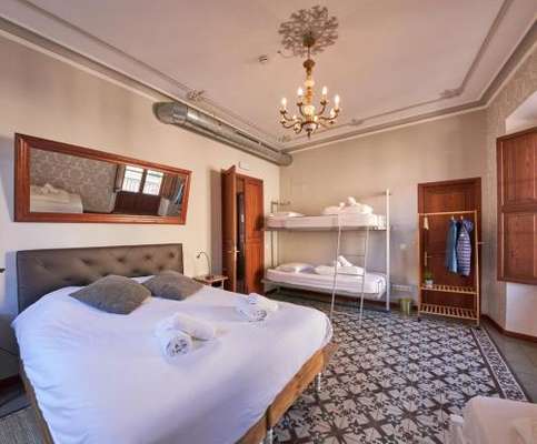 www.hostelsoller.com