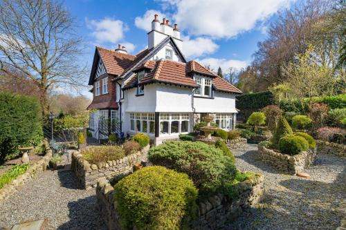 www.storrsgatehouse.co.uk
