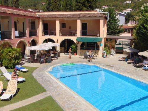 www.annaliza-corfu.com