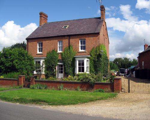 www.wintonhouse.com