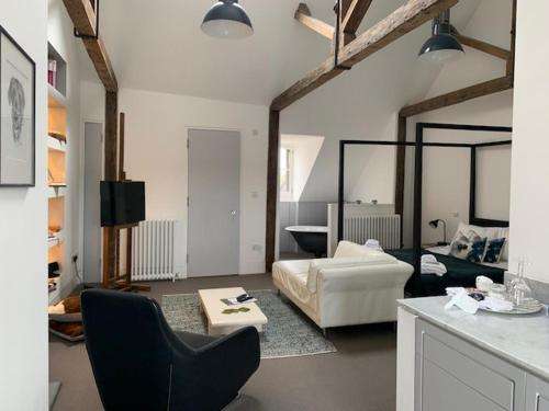 www.montysaccommodation.co.uk