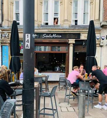 www.bunkhouse-cardiff.com