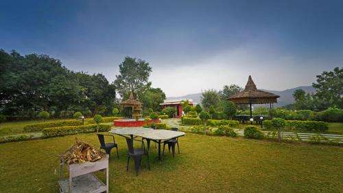 www.thelalbaghresort.com