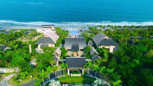 www.sunsparesortvietnam.com