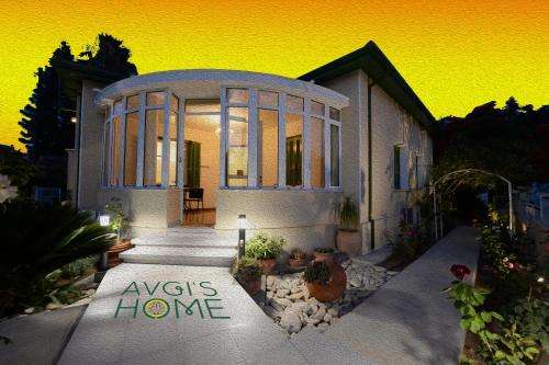 www.avgishome.com