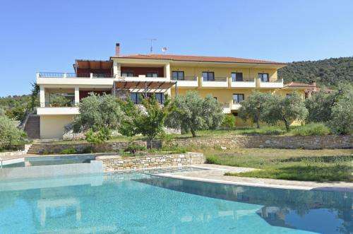 www.hotel-moonbeam.gr