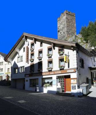 www.gasthaus-pizzeria-zum-turm.ch