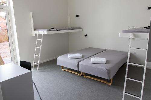 www.broenderslevhallen.dk