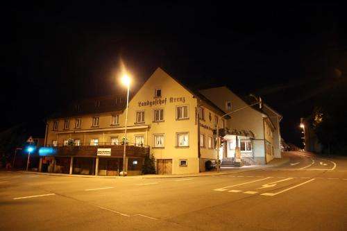 www.landgasthofkreuz.com