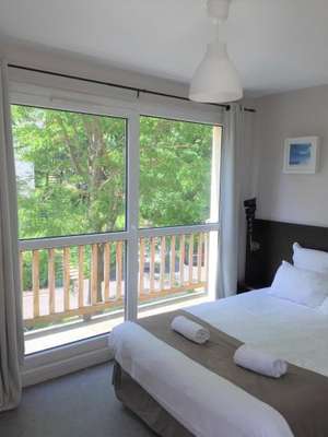 www.apparthoteldeauville.com