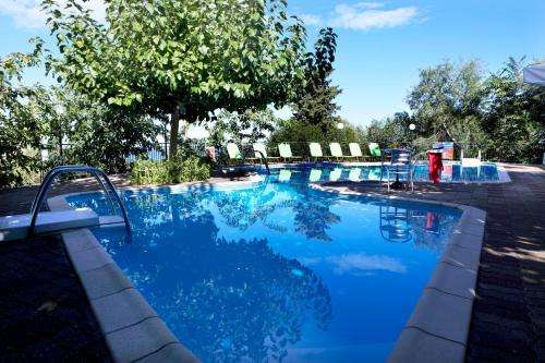 www.dafnoudi-hotel.gr