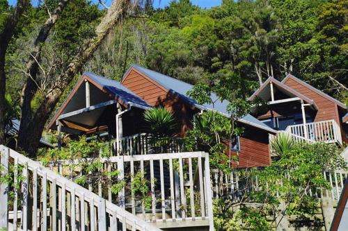 www.baycabinz.co.nz