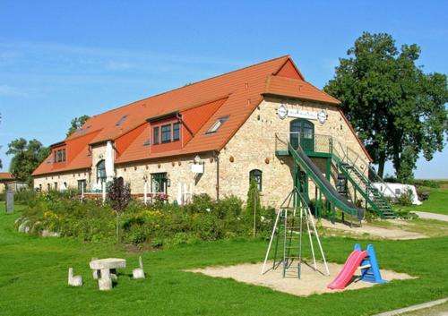 www.heuferienhof-ruegen.de