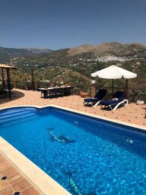 www.villa-archez.com
