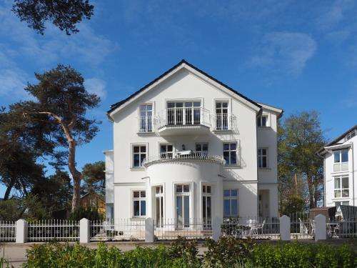 www.villadesny.de