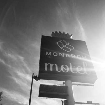 www.moscowmonarch.com