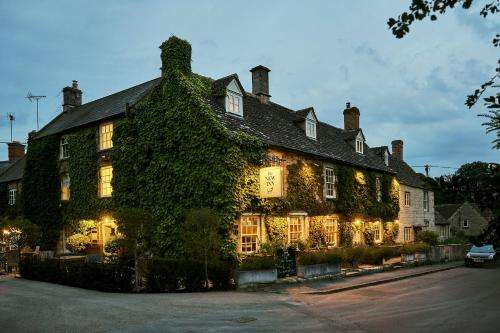 www.new-inn.co.uk